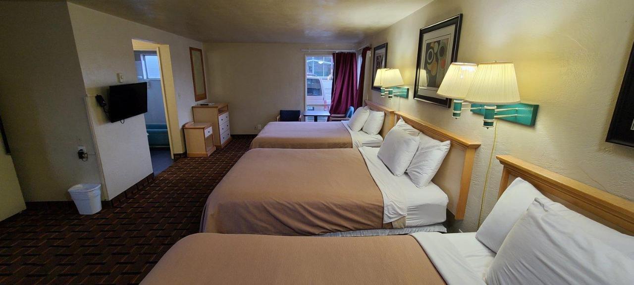 Economy Inn Ридспорт Экстерьер фото